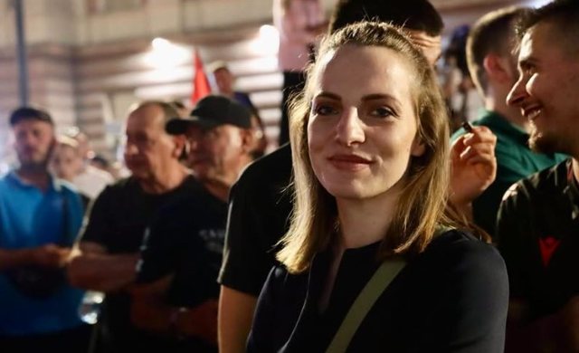 “N’tribunën ma t’bukur t’demokracisë”!