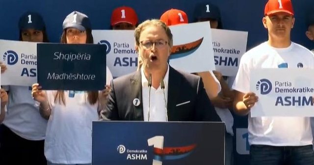 A ja organizoi Suela &Ccedil;ela-Salianjit takimin?/ Debat i madh brenda PD,