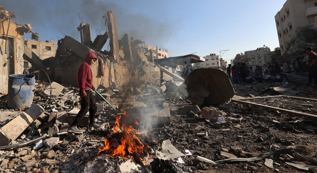 Hamasi u drejtohet palestinezëve: Digjni gjithçka!