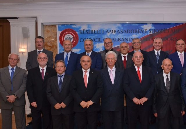 K&euml;shilli i Ambasador&euml;ve Shqiptar&euml; kund&euml;rshton projektligjin