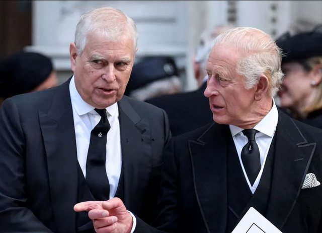 I p&euml;rfshir&euml; n&euml; skandalin Epstein, Londra shqyrton legjislacionin