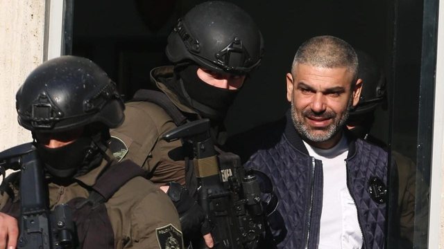 Ofendoi gardianët dhe Safet Bajrin, dhunohet në burgun e Reçit