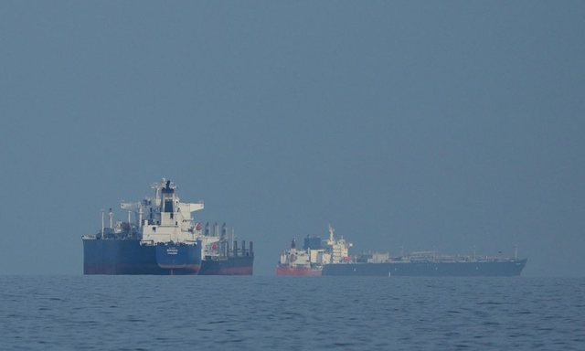 Rritet s&euml;rish &ccedil;mimi i naft&euml;s, shkon n&euml; mbi 81 dollar&euml;