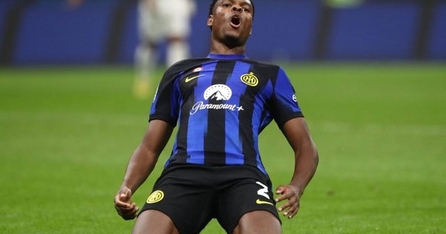 Inter risk losing two wingers, Dumfries and Luis Henrique