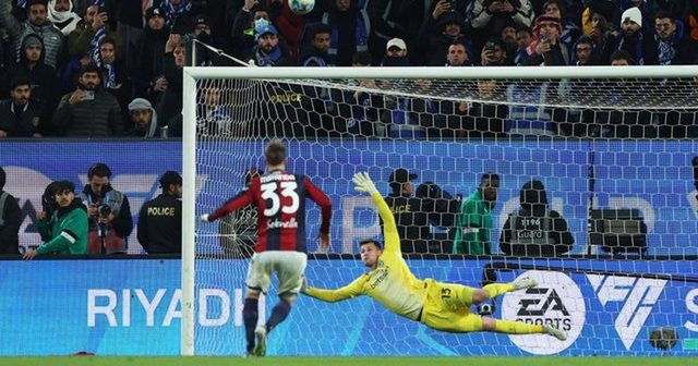 Bologna eliminon Interin, shkon në finalen e Superkupës