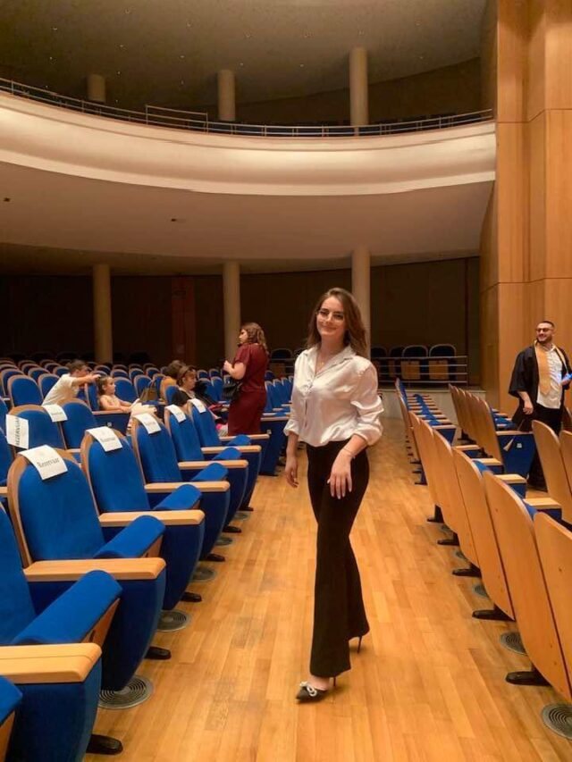 Dalin fotot e 2 motrave që humbën jetën në aksidentin