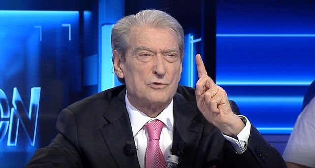 Berisha jep përgjigjen përfundimtare: Do iki nga politika vetëm