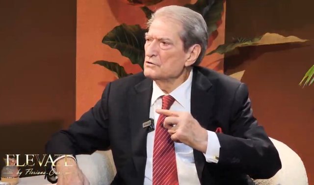 &ldquo;Non-grata ishte rrufe n&euml; qiell t&euml; hapur&rdquo;/ Berisha flet