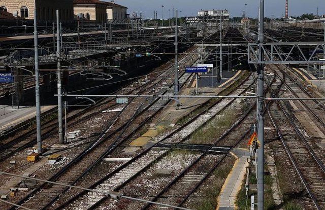 Loj&euml;rat Olimpike Dim&euml;rore/ Italia n&euml; panik, d&euml;mtohen linjat