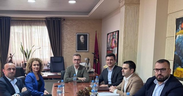 Ambasadori i BE takim me prokurorët e Fierit dhe SPAK, Gonzato: