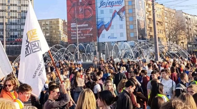 Protestat dhe greva e përgjithshme paralizojnë Serbinë, shtohet