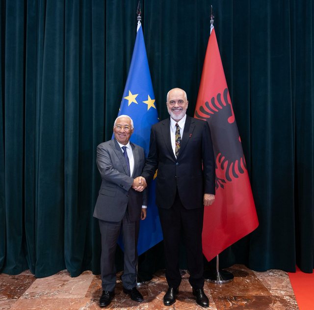 Samiti i Komunitetit Politik Europian, Rama pret Presidentin e Këshillit