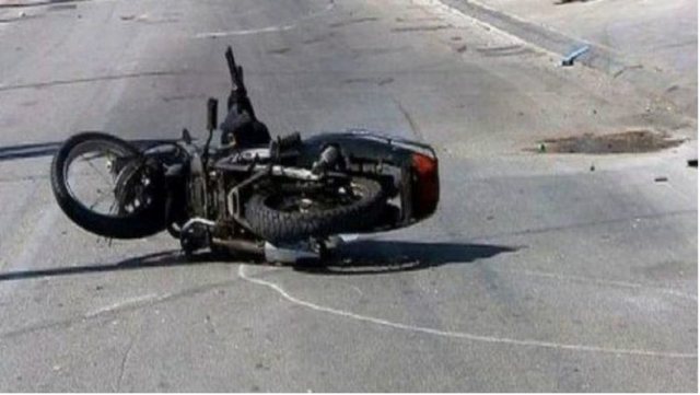 Ishin për turizëm në Sarandë, aksidentohen me motor dy