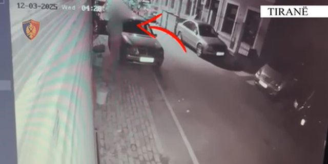 Thyente xhamat e makinave dhe ndërtesave e më pas kryente vjedhjet,