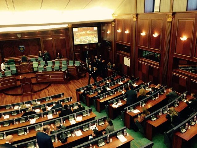 Dështon për të 16-tën herë seanca konstituive e