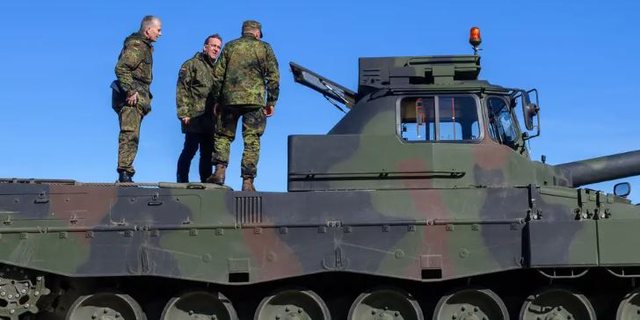 Pritet t&euml; shpenzohen qindra-miliarda euro p&euml;r mbrojtjen, Gjermania