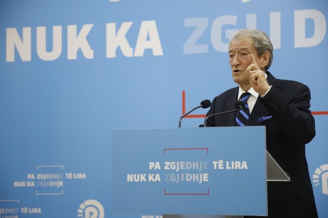 "Largimin e Ram&euml;s, ose shuarjen e opozit&euml;s"/ Berisha tregon