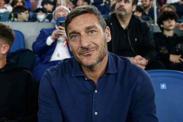 Legjenda Totti ka një kritikë për Lamine Yamal: Dukej sikur po