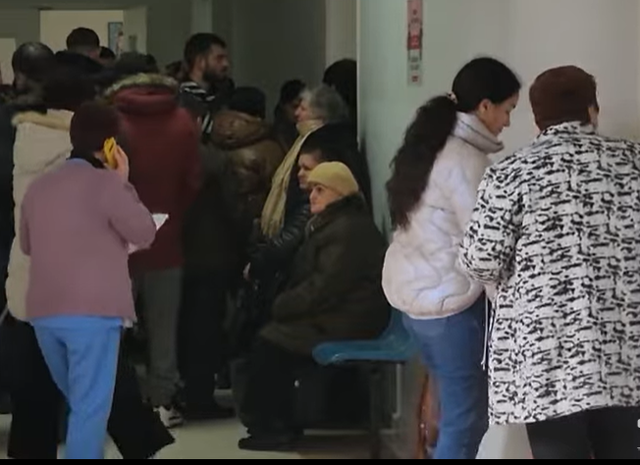 Varianti K/ Shtohen rastet me grip n&euml; Shqip&euml;ri, mjek&euml;t: Vendosni