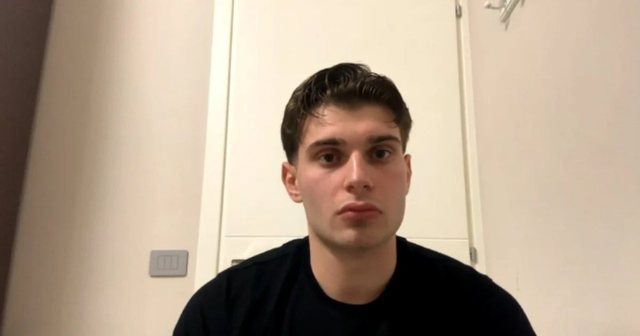 "Sa e kishin bler&euml; sht&euml;pin&euml;, ishin krenar&euml;..."/