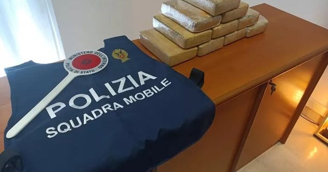 Operacion i madh antidrogë në disa qytete italiane, arrestohen 384