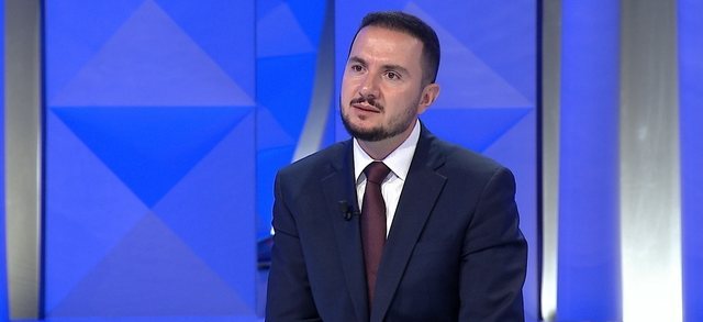 DP closed list, Salianji: Those who spend the most time in cafes became MPs