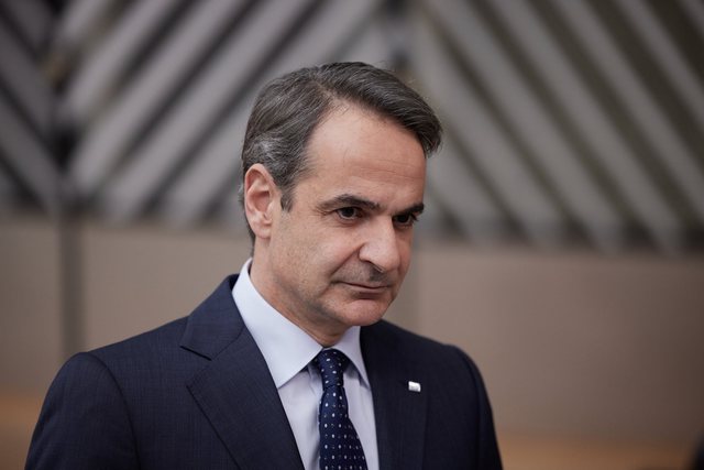 Mitsotakis shpall masa ekonomike të përhershme/ Qira falas, ndihma