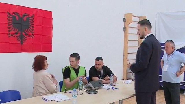 Ish-deputeti Ervin Salianji voton në burgun e Fierit: Do të ketë