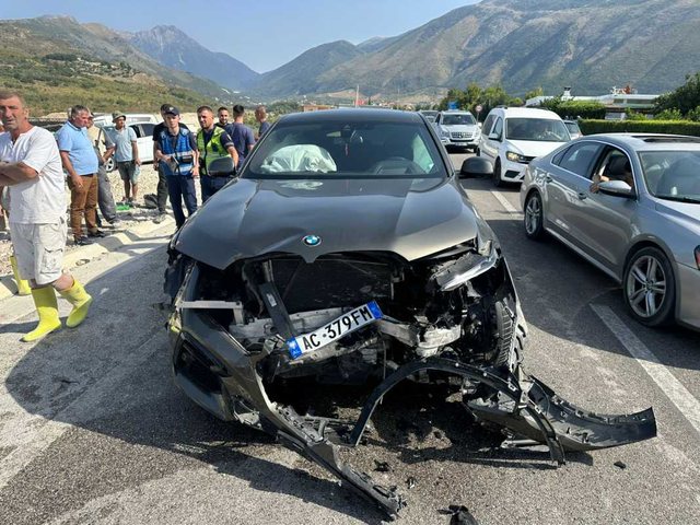 Aksident në “Kthesën e Dukatit”, plagoset një person