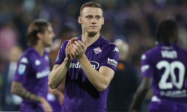 Juventus sheh nga e ardhmja, pëlqehet mbrojtësi 20 vjeçar i