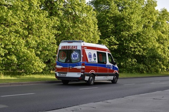 Poloni, gjashtë të plagosur pas përplasjes së dy tramvajeve