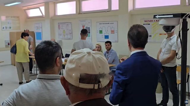U kap në shkelje të Kodit Zgjedhor/ Reagon Luan Baçi pranon