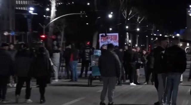 Nis protesta kombëtare e “Shqipëria Bëhet”,