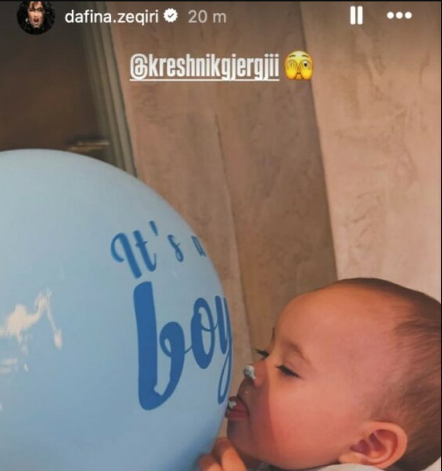 FOTO/ Zbulohet gjinia e foshnjës, Dafina Zeqiri surprizon fansat me