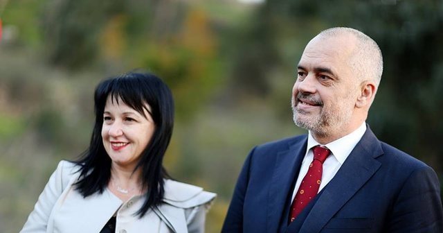 "Gerond Meçe u mor peng pasi nxori emrin e Linda Ramës dhe