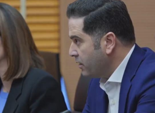 D&euml;met nga p&euml;rmbytjet arrijn&euml; vler&euml; kolosale, Ministri Malaj