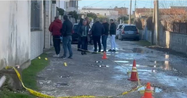 Emrat/ I k&euml;rkoi t&euml; l&euml;vizte makin&euml;n nga parkimi, viktima