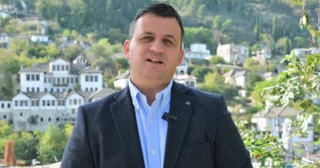 Kryebashkiaku Flamur Golemi dhe 18 punonj&euml;s t&euml; infektuar me SIDA?