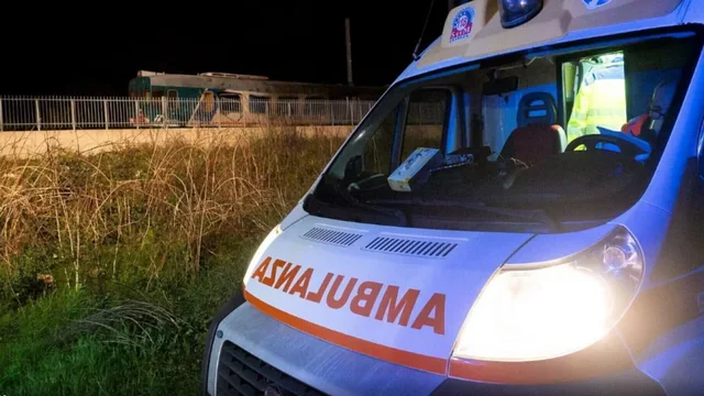 24 persona helmohen gjat&euml; nj&euml; feste n&euml; Itali, mes tyre 17