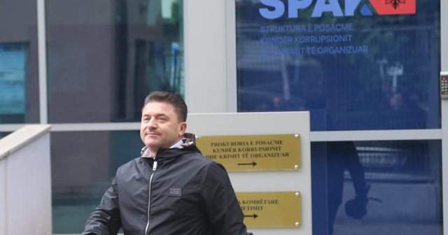 Dyshohet për korrupsion në zgjedhje, SPAK i sekuestron telefonin Elvis