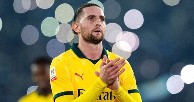 Rabiot, "shpirti" i Milanit, "i vë flakën" shtypit