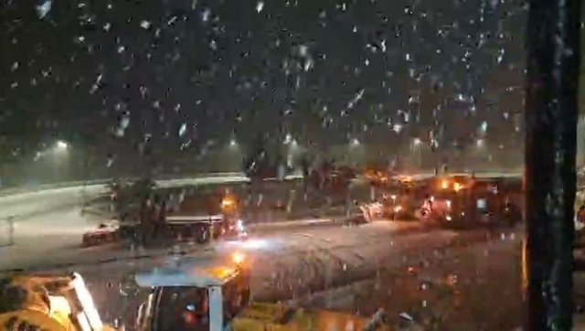 Moti i keq/ Rinisin reshjet e dendura t&euml; d&euml;bor&euml;s n&euml;