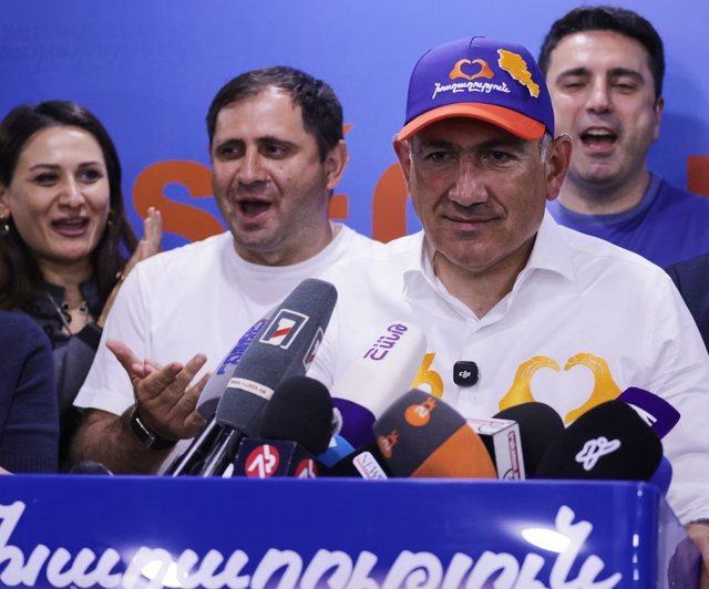 Partia pro-evropiane fiton zgjedhjet n&euml; Armeni, Kallas: Qytetar&euml;t