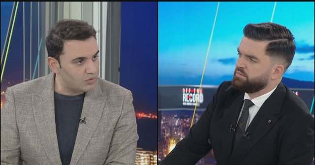 Belind Këlliçi sqaron mesazhet e publikuara në media: