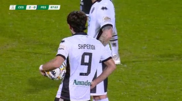 Asistoi, fitoi penallti dhe e shp&euml;rdoroi! Kristian Shpendi protagonsit