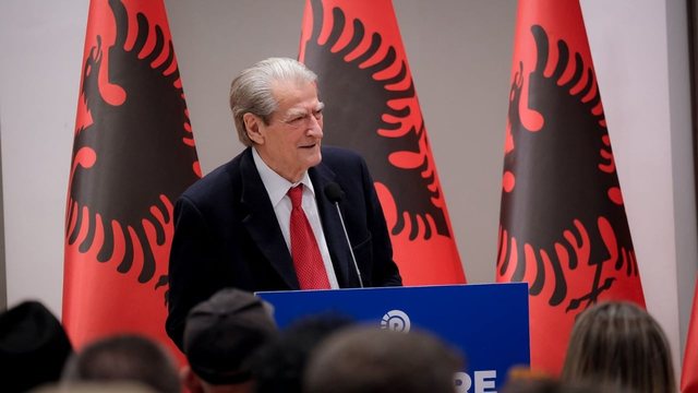 Ish-zyrtar&euml; e deputet&euml; t&euml; PD mor&euml;n poste n&euml;