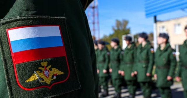 Rusia po merr luftëtarë nga Irani për të sulmuar