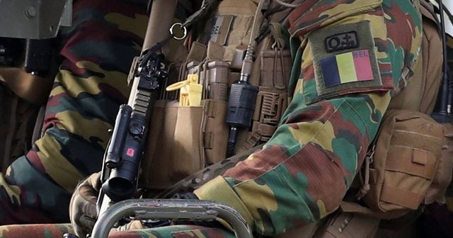 Incident në Skoci, tre ushtarë belgë plagosen me armë