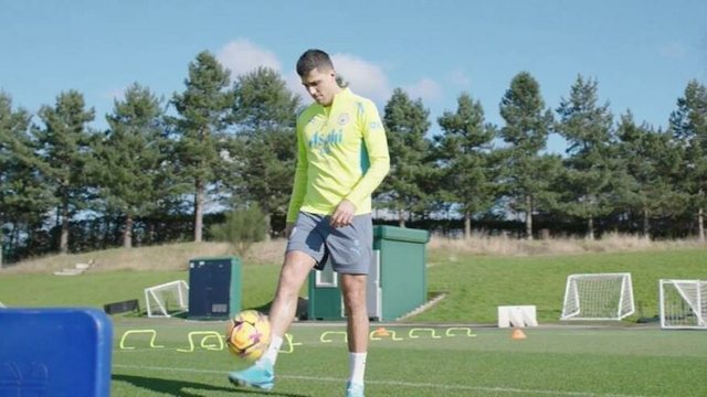 I dëmtuar prej kohësh, Rodri kthehet në stërvitje me