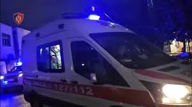 Pritej t&euml; vuante d&euml;nimin me burg, nd&euml;rron jet&euml; n&euml;